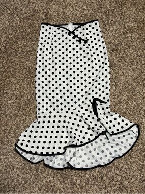 Pin Up Polka Dot Ruffle Hem Pencil Skirt - Black & White